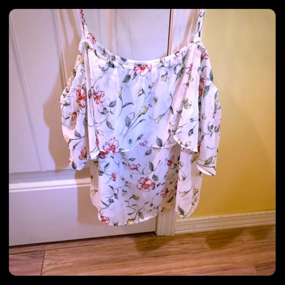 Floral top